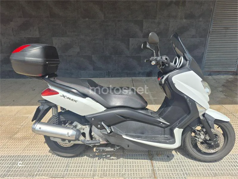 Yamaha XMAX 125 - Vista 8
