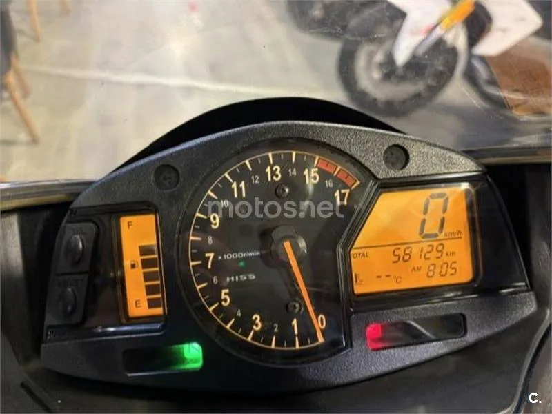 Honda CBR600RR - Vista 6