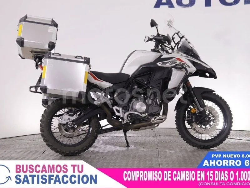 Benelli TRK 502 - Vista 6