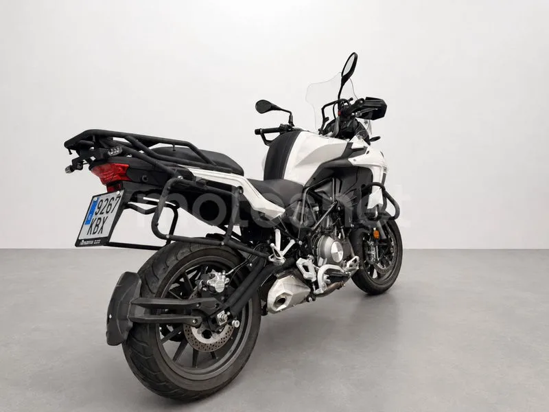 Benelli TRK 502 - Vista 15