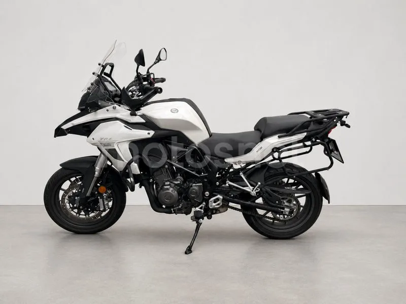 Benelli TRK 502 - Vista 7