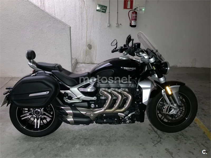 Triumph Rocket 3 - Vista 8