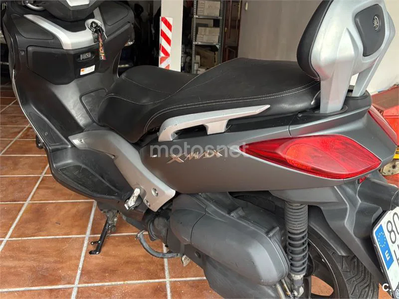 Yamaha XMAX 125 - Vista 4