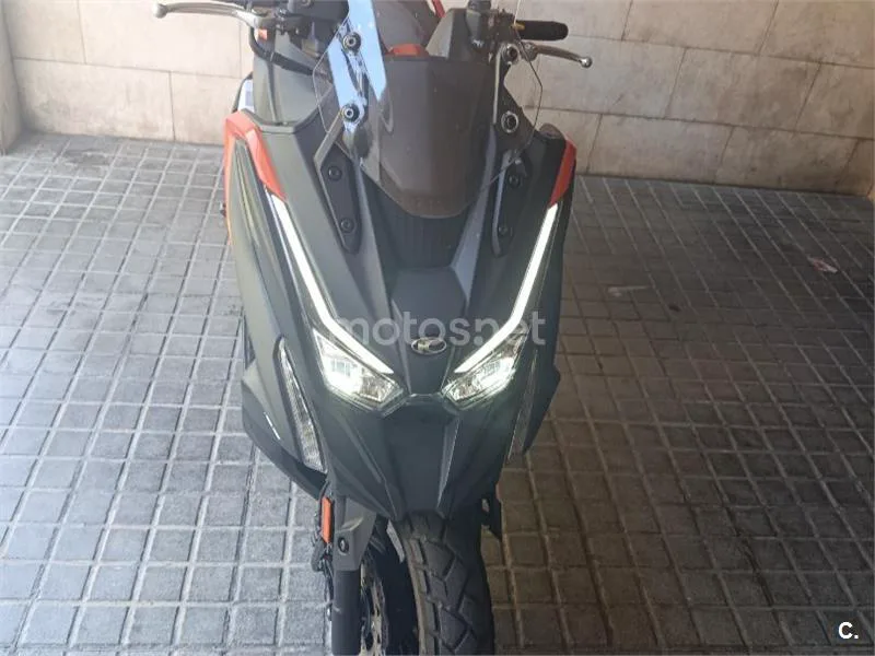 Kymco DTX 125 - Vista 3