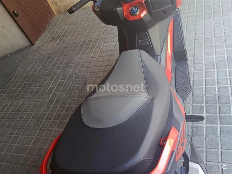 Kymco DTX 125 - Vista 7