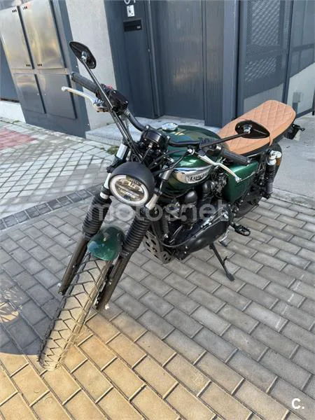 Triumph Bonneville - Vista 5