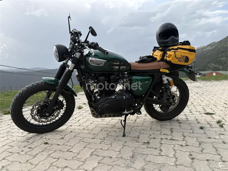 Triumph Bonneville - Vista 6