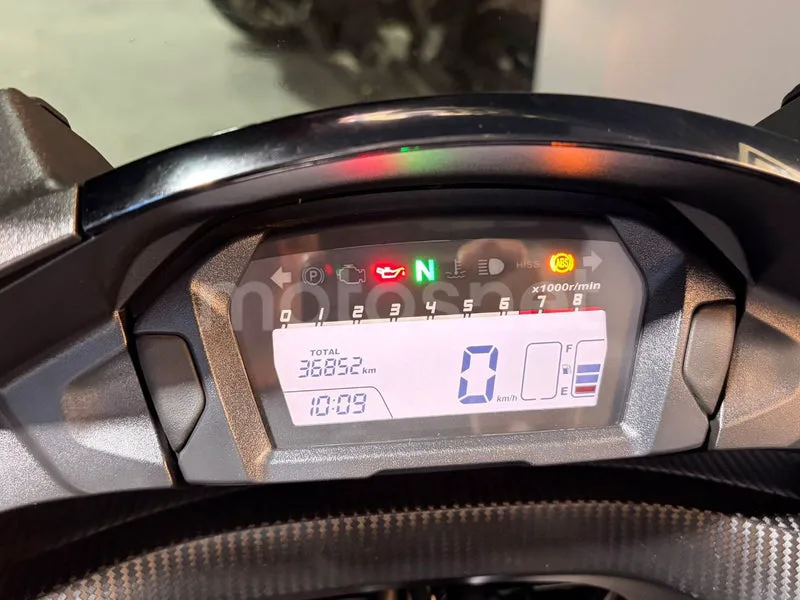 Honda Integra 750 S - Vista 16