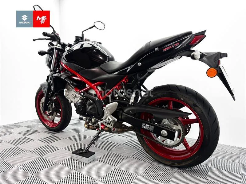 Suzuki SV650 - Vista 12