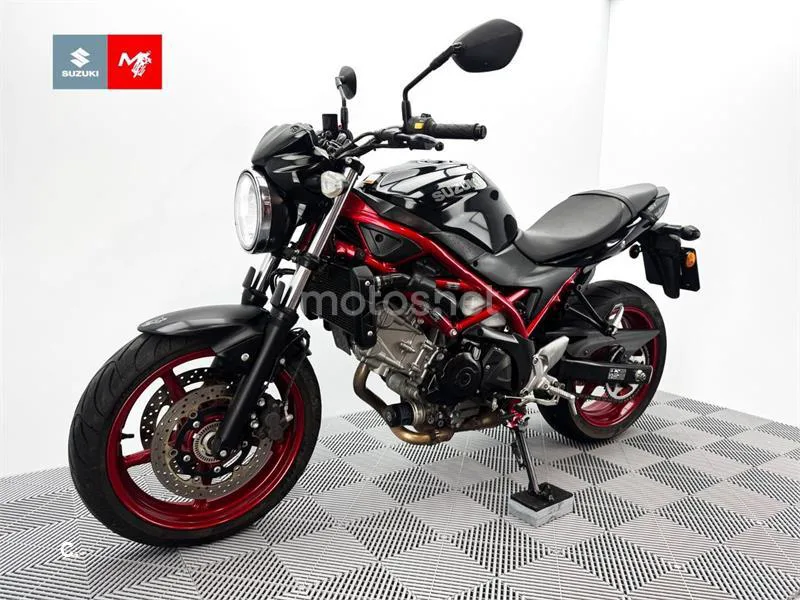 Suzuki SV650 - Vista 13
