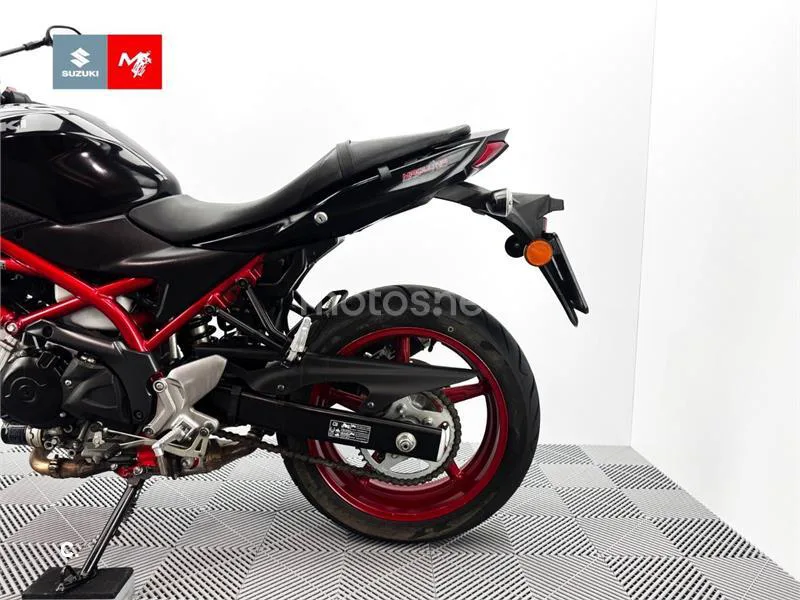 Suzuki SV650 - Vista 15
