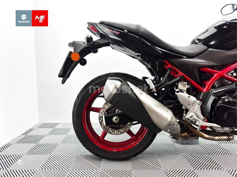 Suzuki SV650 - Vista 7
