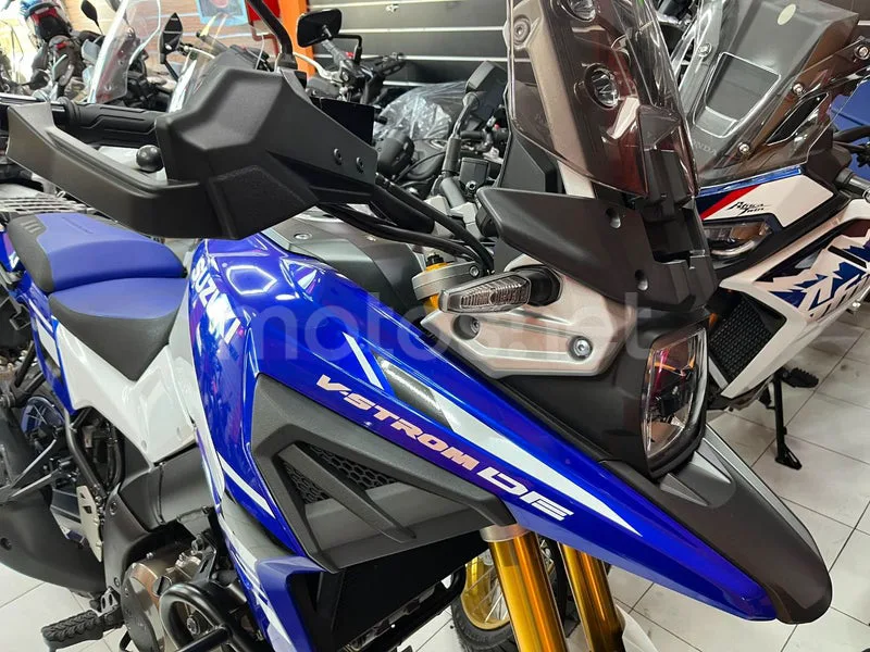 Suzuki V-Strom 1050 - Vista 7