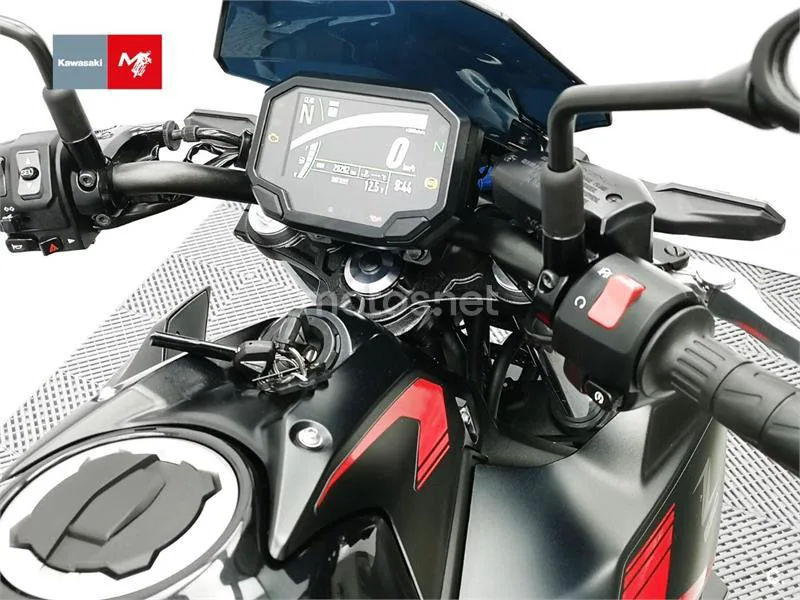 Kawasaki Z650 - Vista 12