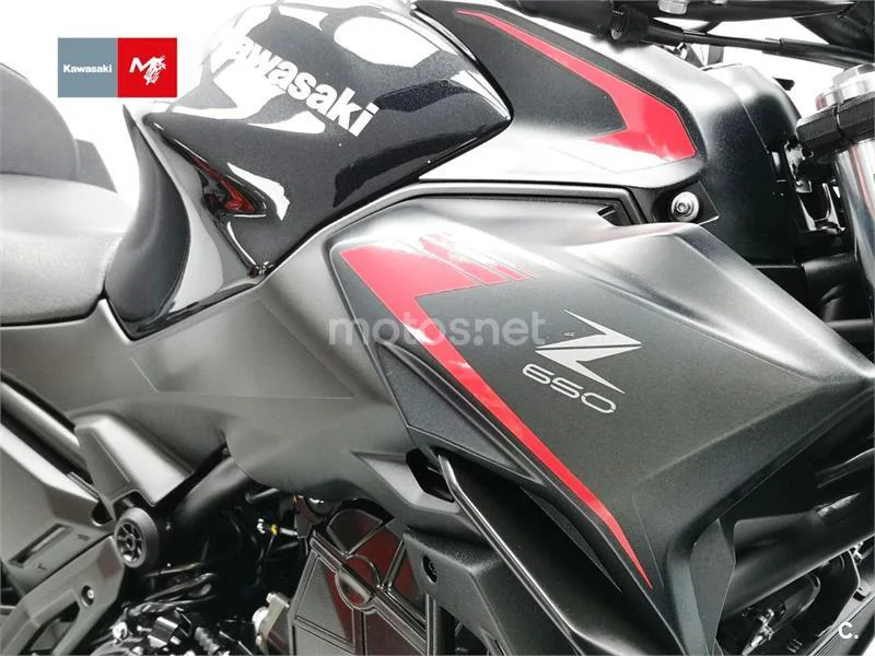 Kawasaki Z650 - Vista 14