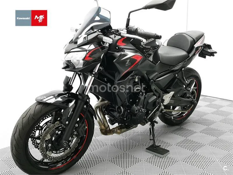 Kawasaki Z650 - Vista 18