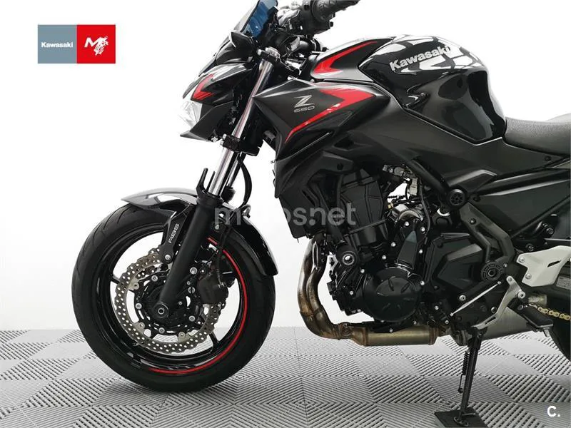 Kawasaki Z650 - Vista 24