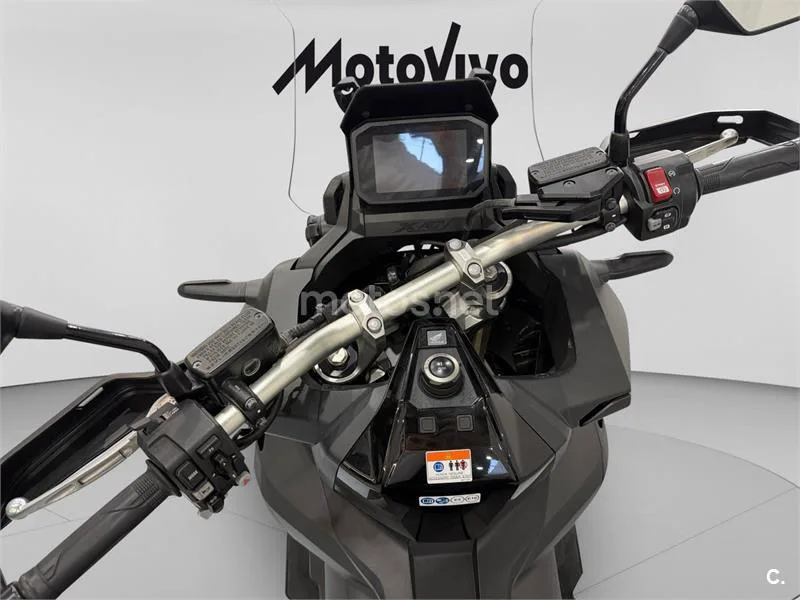 Honda X-ADV - Vista 16