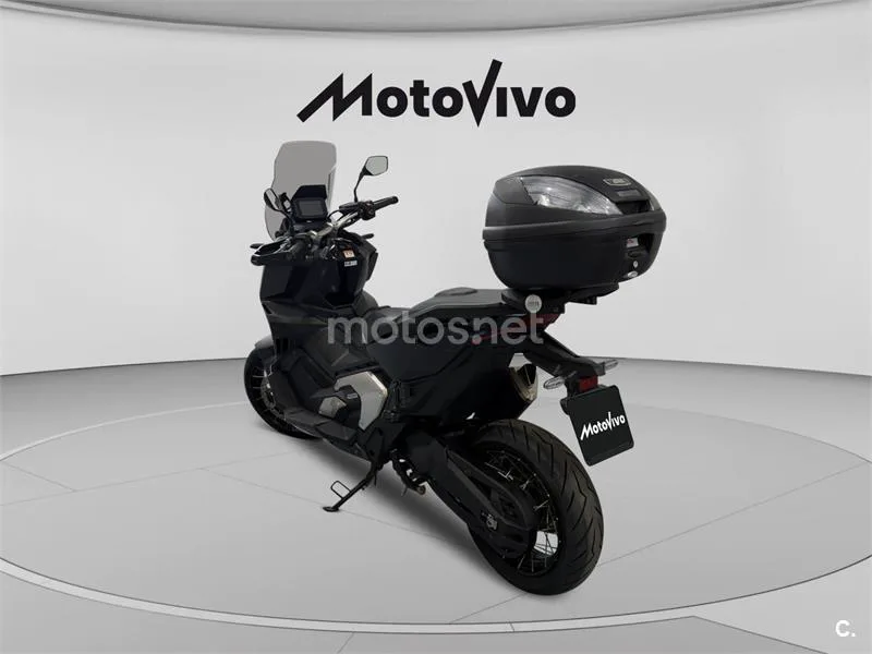 Honda X-ADV - Vista 8