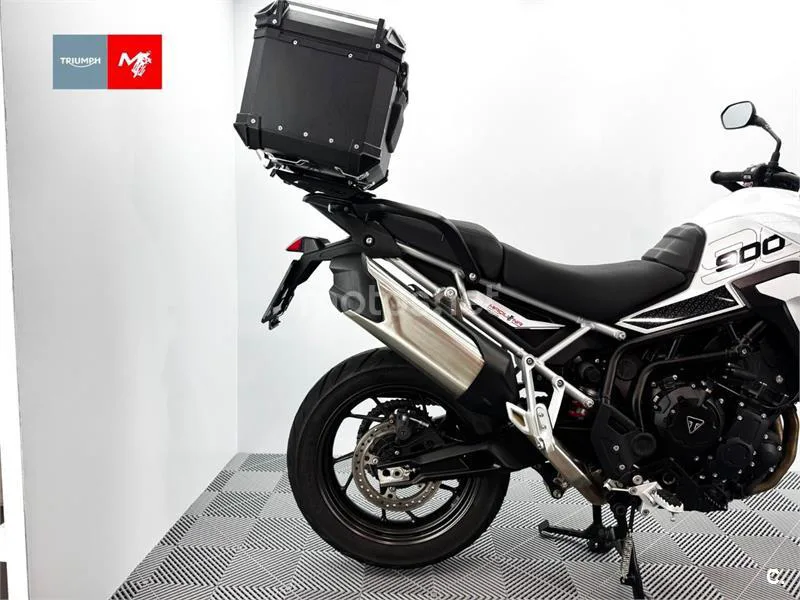 Triumph Tiger 900 - Vista 7