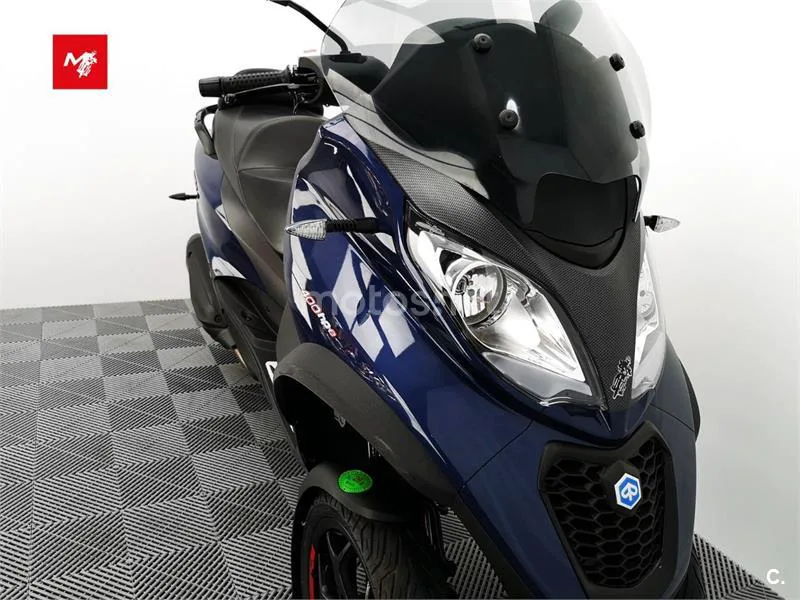 Piaggio MP3 - Vista 3