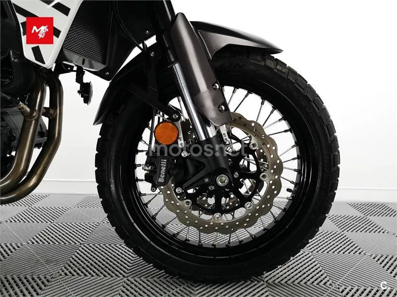 Benelli TRK 702 X - Vista 12