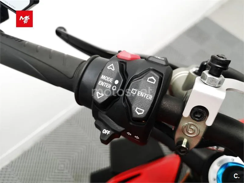 Ducati Streetfighter V4 - Vista 11