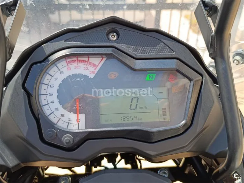 Benelli TRK 502 - Vista 5