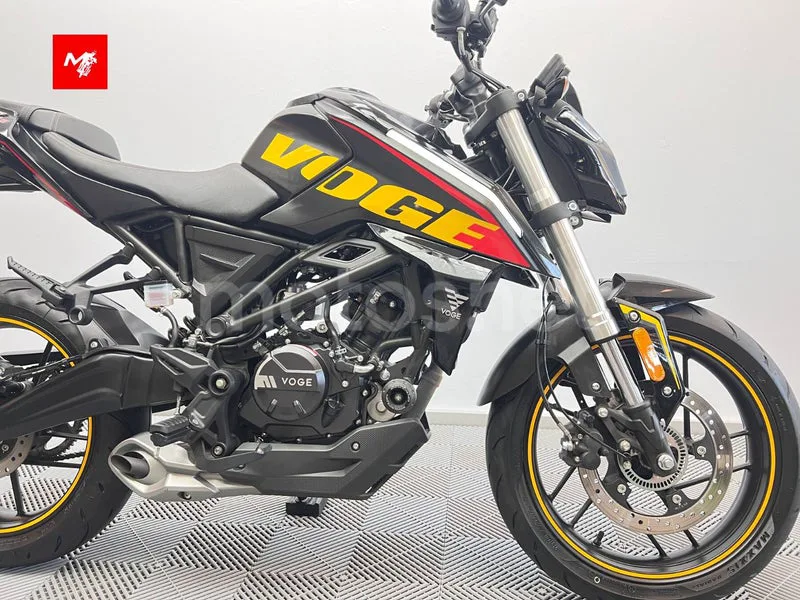 Voge 125R - Vista 3