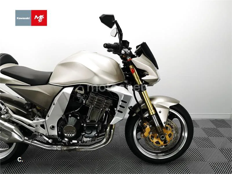 Kawasaki Z1000 - Vista 6