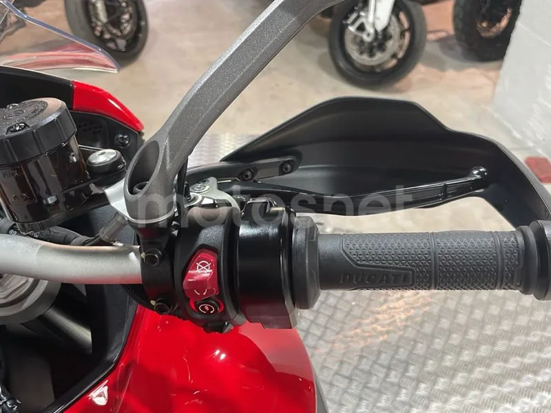 Ducati Multistrada V4 - Vista 11