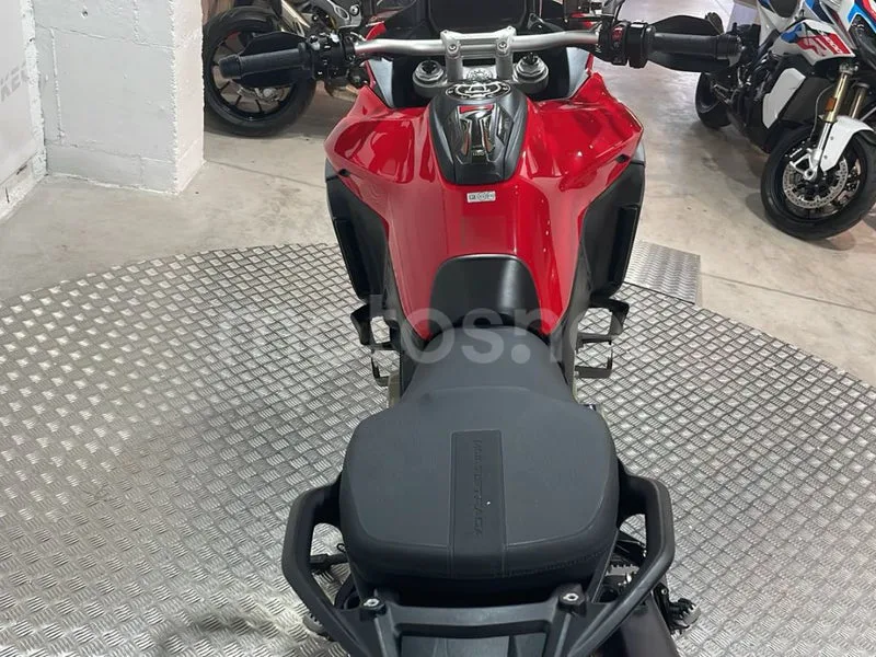 Ducati Multistrada V4 - Vista 9