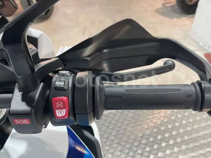 BMW S 1000 XR - Vista 14