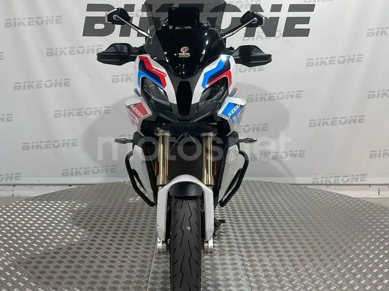 BMW S 1000 XR - Vista 6