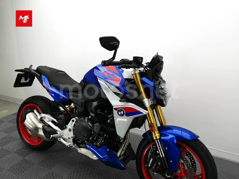 BMW F 900 R - Vista 3