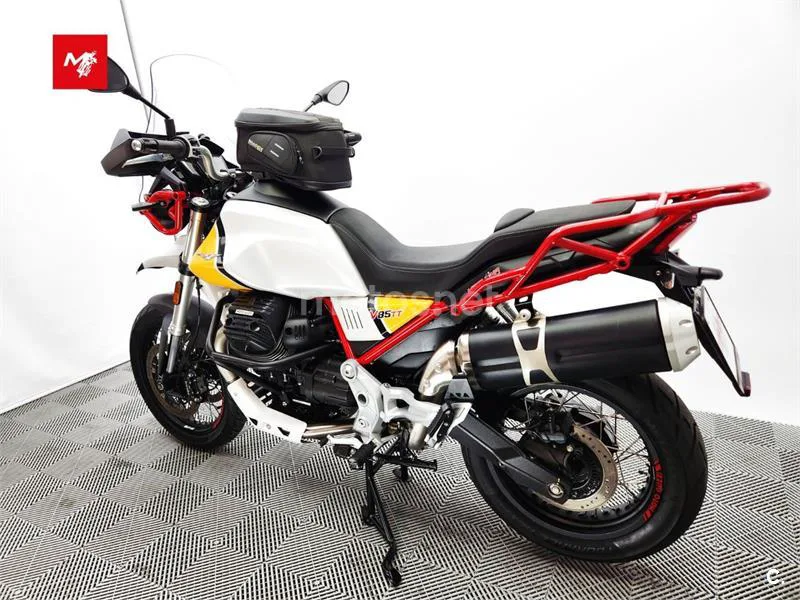 Moto Guzzi V85 TT - Vista 18