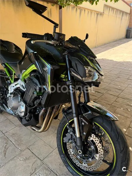 Kawasaki Z900 - Vista 9