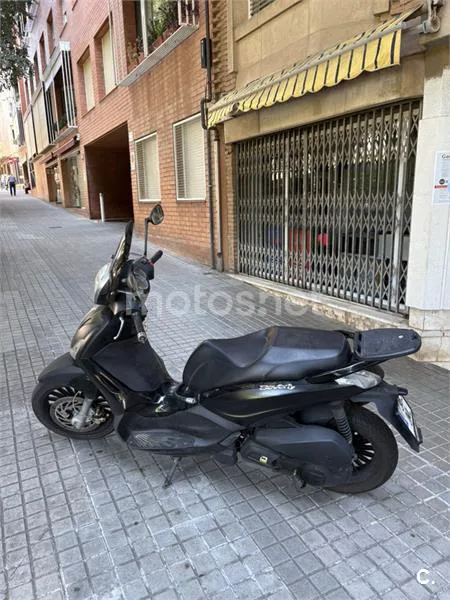 Piaggio Beverly 300 - Vista 4