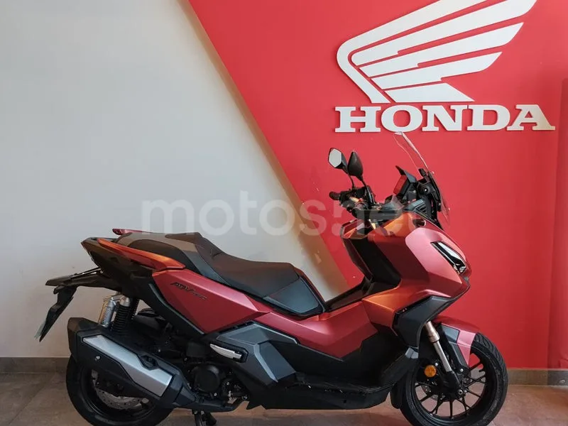 Honda ADV350 4590 € 2022 Madrid - 1