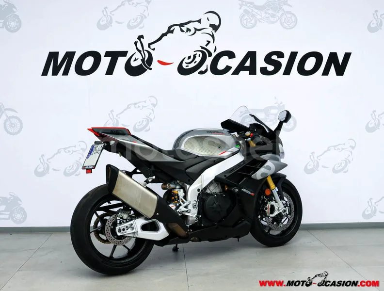 Aprilia RSV4 - Vista 3
