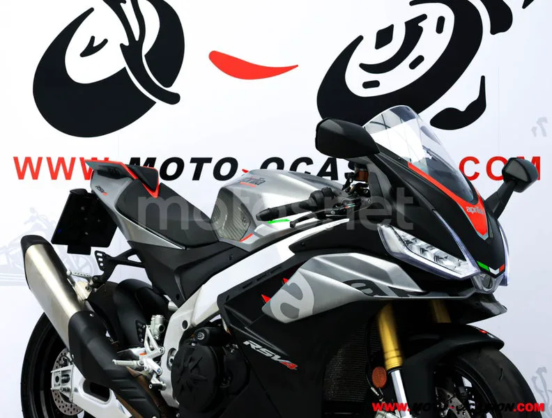 Aprilia RSV4 - Vista 4