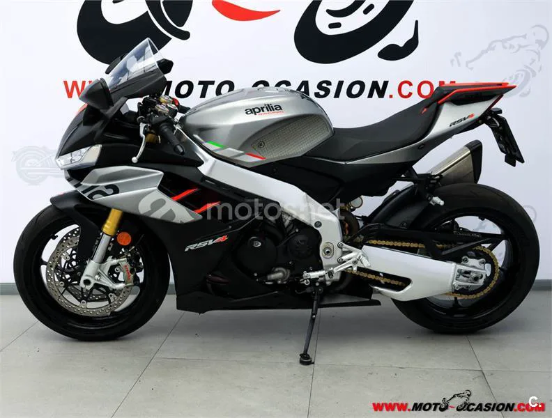 Aprilia RSV4 - Vista 7