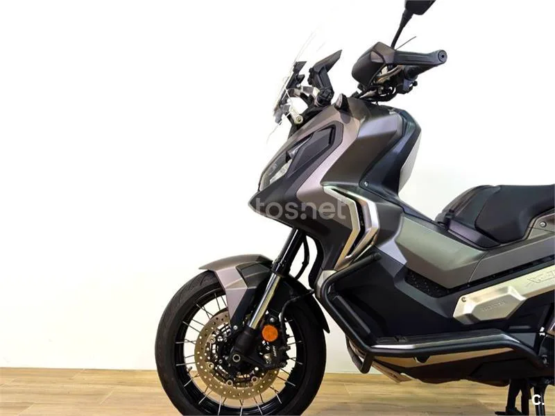 Honda X-ADV - Vista 8