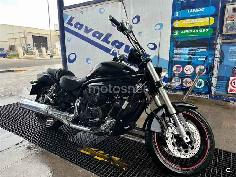 Hyosung Aquila GV 650i Pro - Vista 4