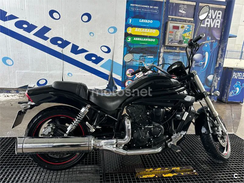 Hyosung Aquila GV 650i Pro - Vista 5