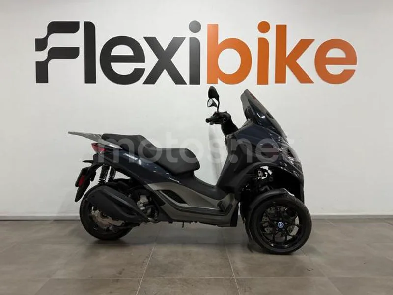 Piaggio MP3 - Vista 3