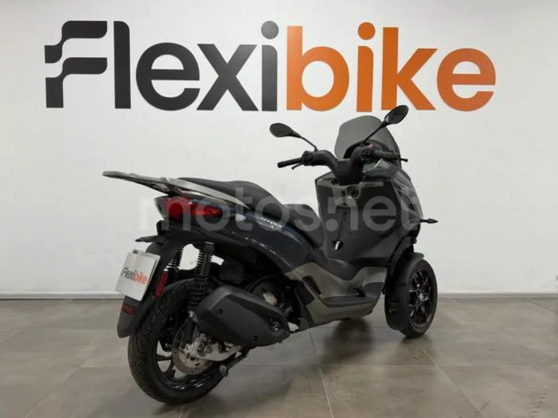 Piaggio MP3 - Vista 4