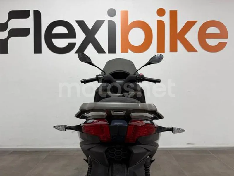 Piaggio MP3 - Vista 6