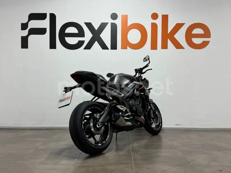 Triumph Street Triple 765 - Vista 4