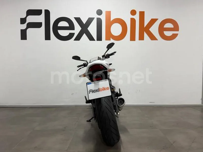 Ducati Monster 797 - Vista 5
